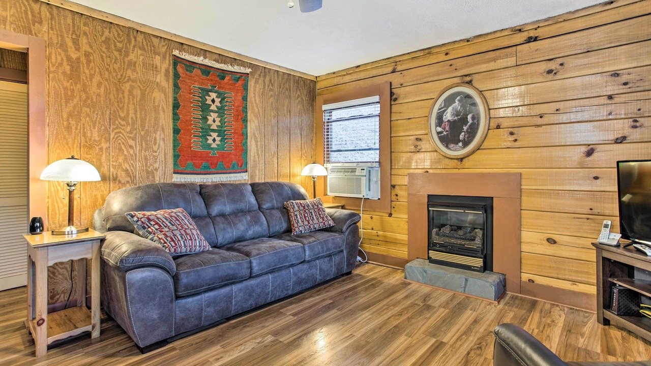 Photo of Livingroom in Clyde