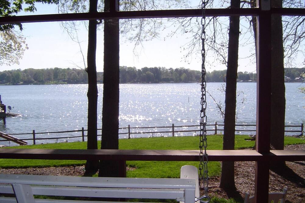Photo of Outdoor in Mayhew
