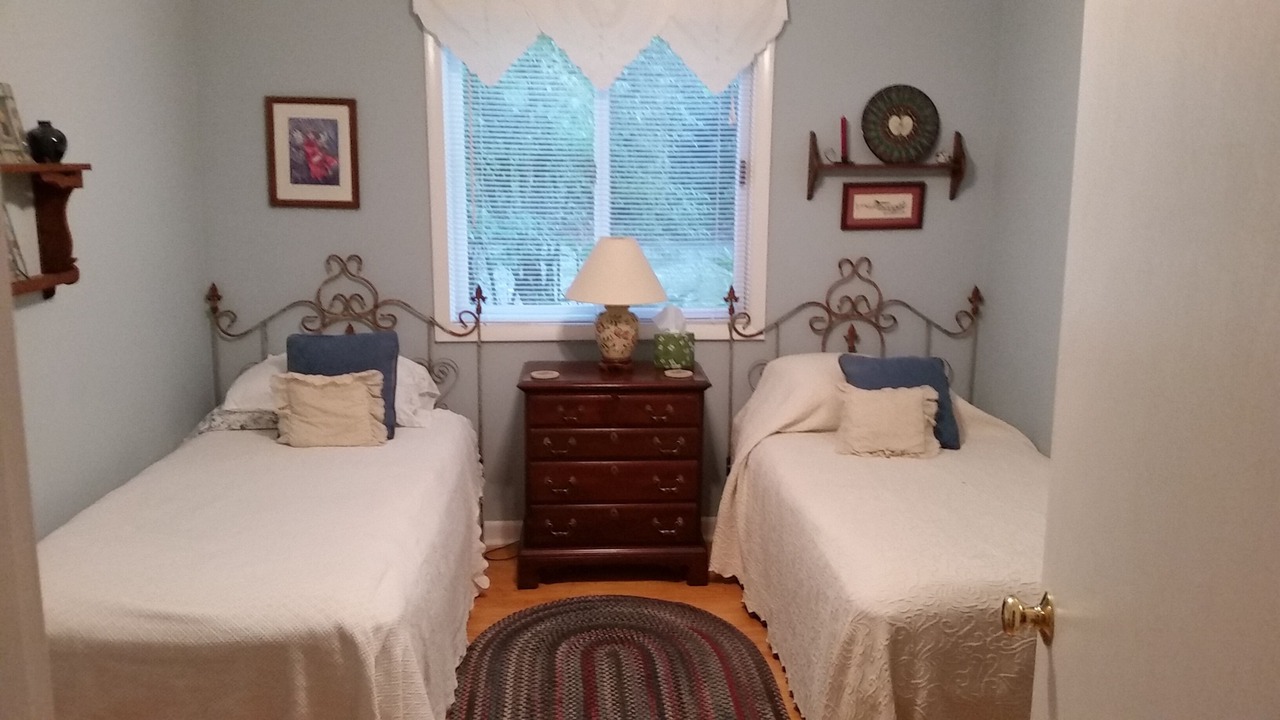 Photo of Bedroom in Lake Toxaway