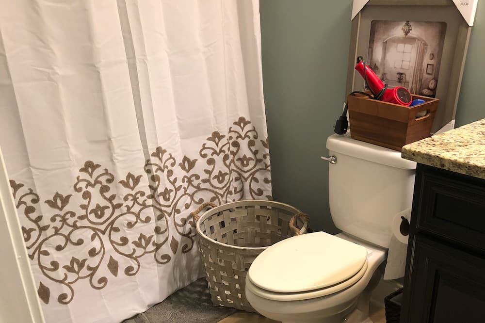 Photo of Bedroom in Riverwood Plantation