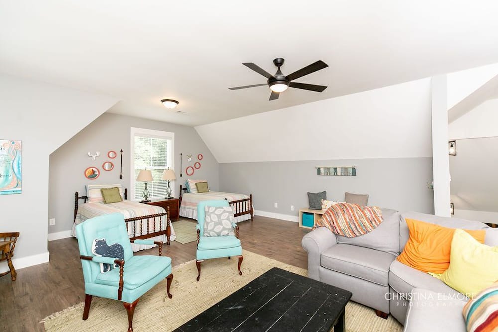 Photo of Livingroom in Kathleen