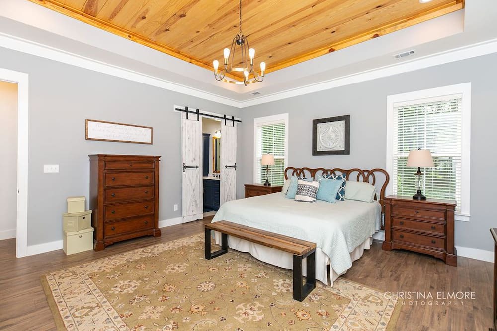 Photo of Bedroom in Kathleen