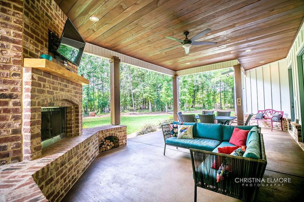 Photo of Outdoor in Kathleen