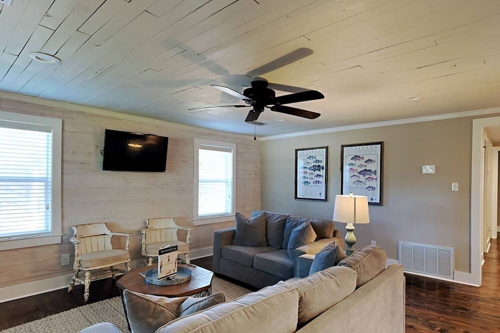 Photo of Livingroom in Destin