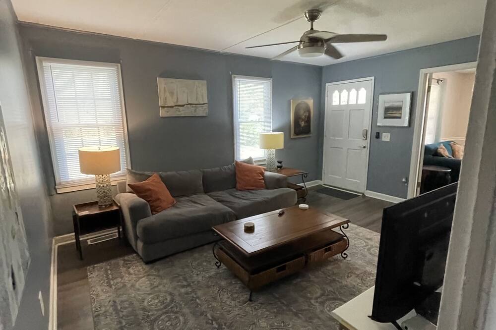Photo of Bedroom in Augusta
