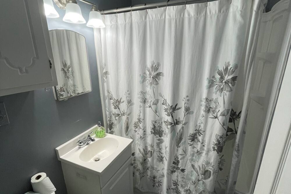 Photo of Bathroom in Augusta