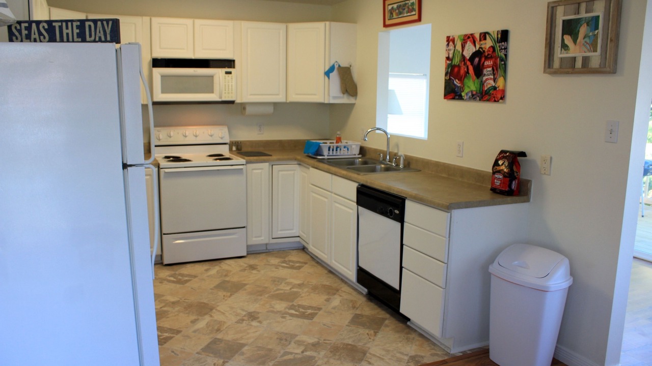 Photo of Kitchen in Shoreline Park