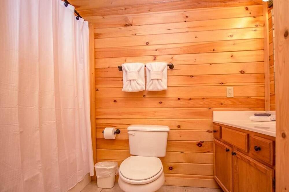 Photo of Bathroom in Sevierville