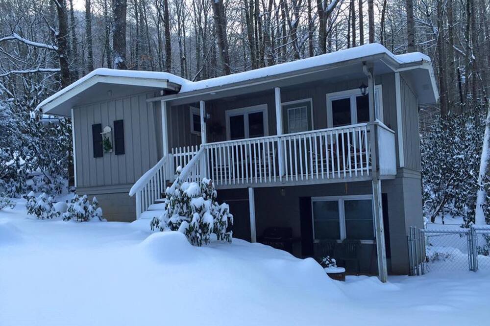 Photo of Outdoor in Maggie Valley