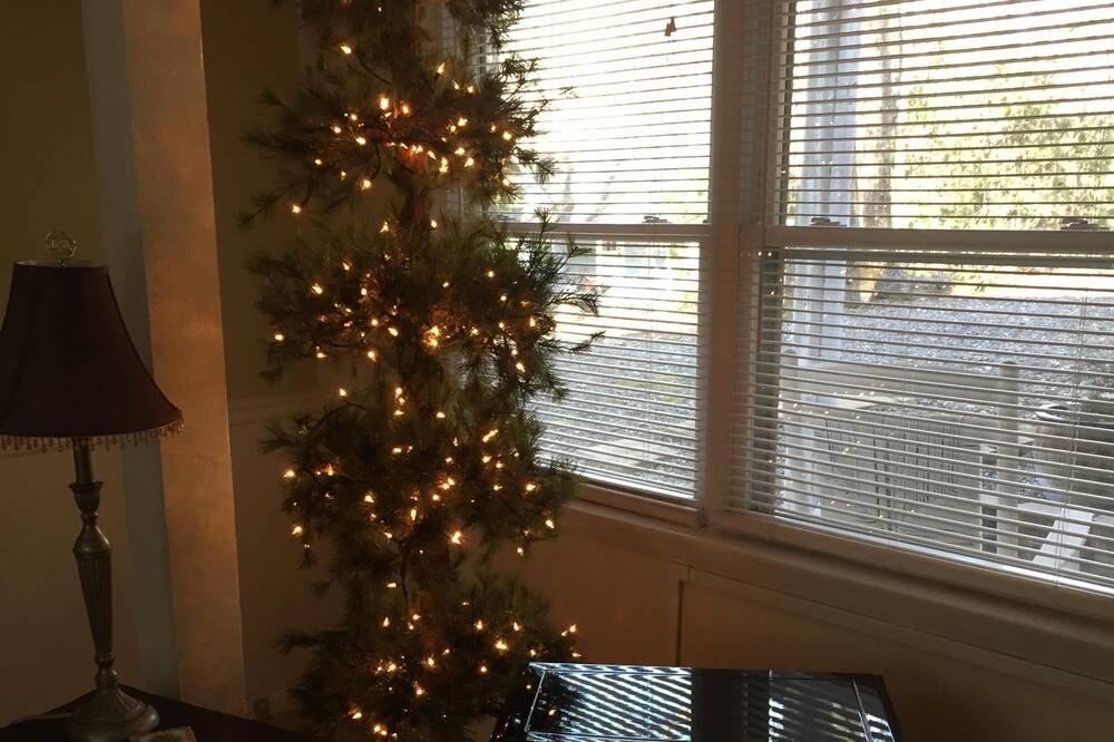 Photo of Livingroom in Maggie Valley