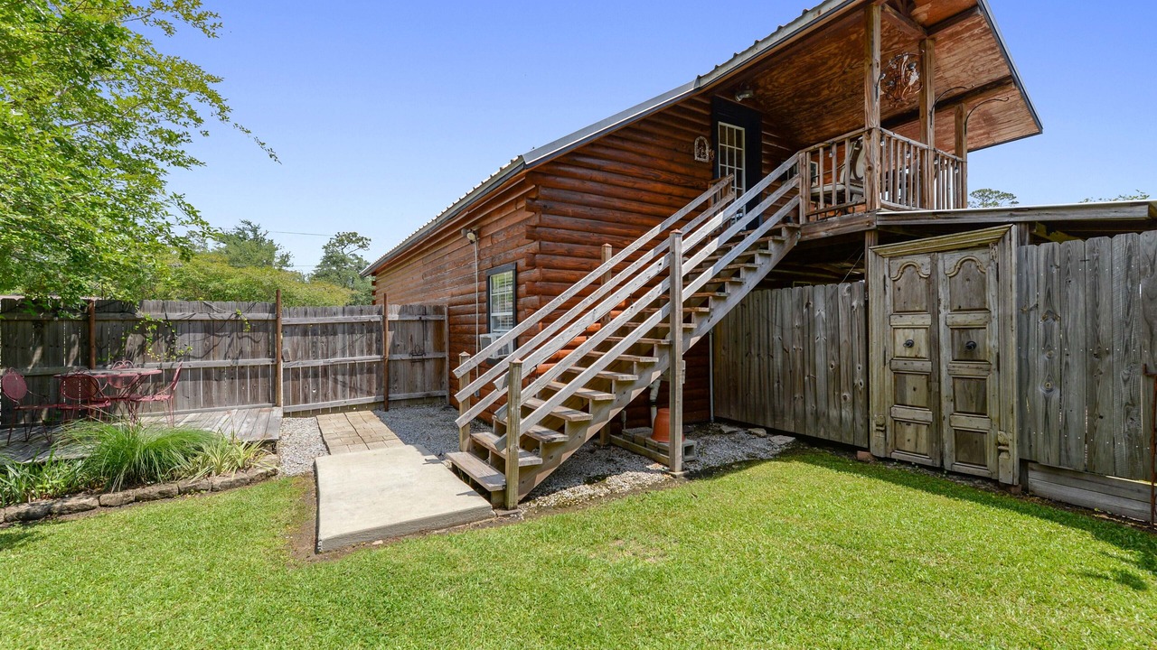 Photo of Outdoor in Waveland