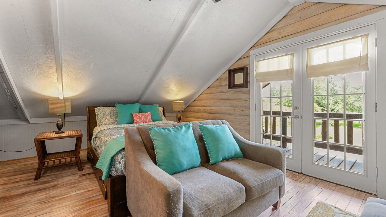 Photo of Livingroom in Waveland