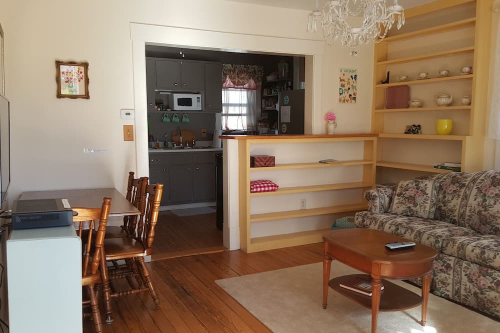 Photo of Livingroom in Murdock - Linden