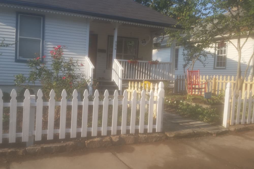 Photo of Outdoor in Murdock - Linden