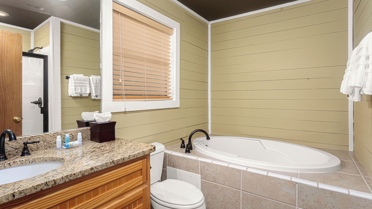 Photo of Bathroom in Dadeville