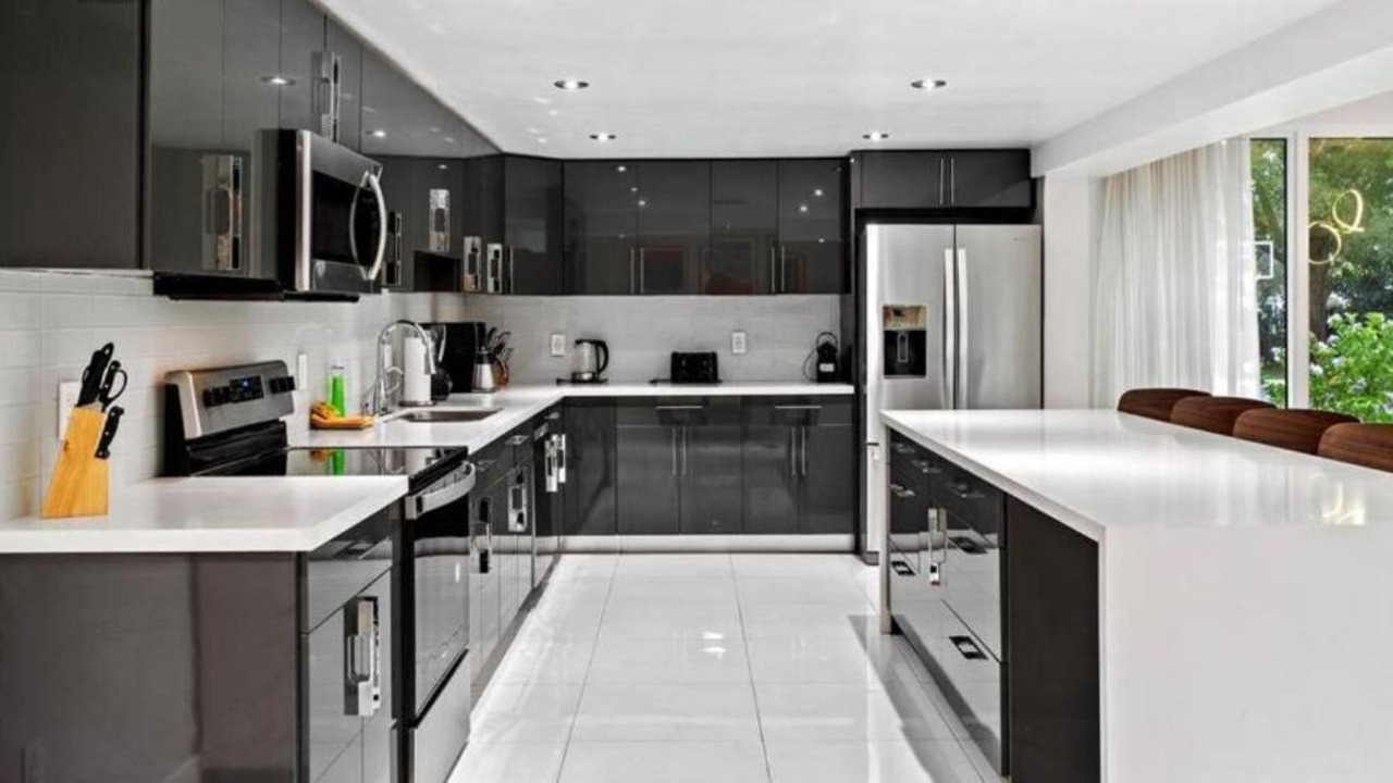 Photo of Kitchen in Golden Glades