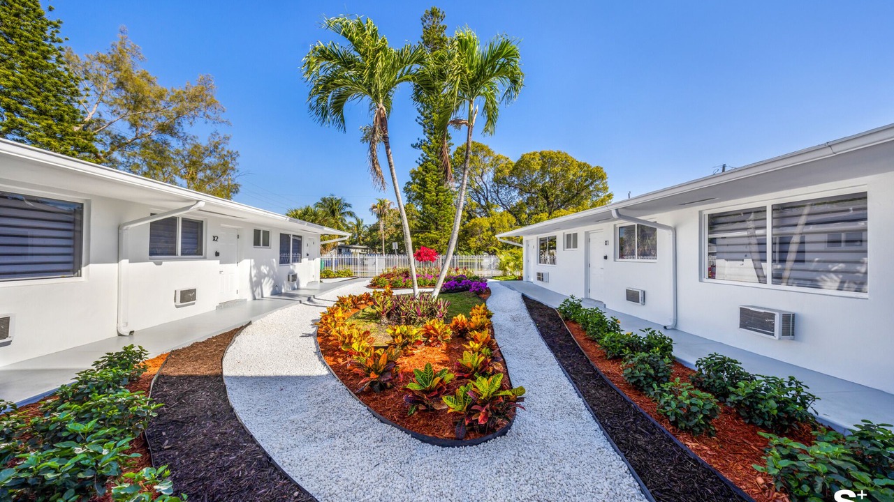 Photo of Outdoor in North Miami