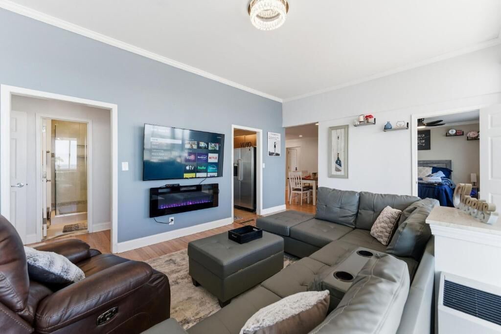 Photo of Livingroom in Downtown Atlanta