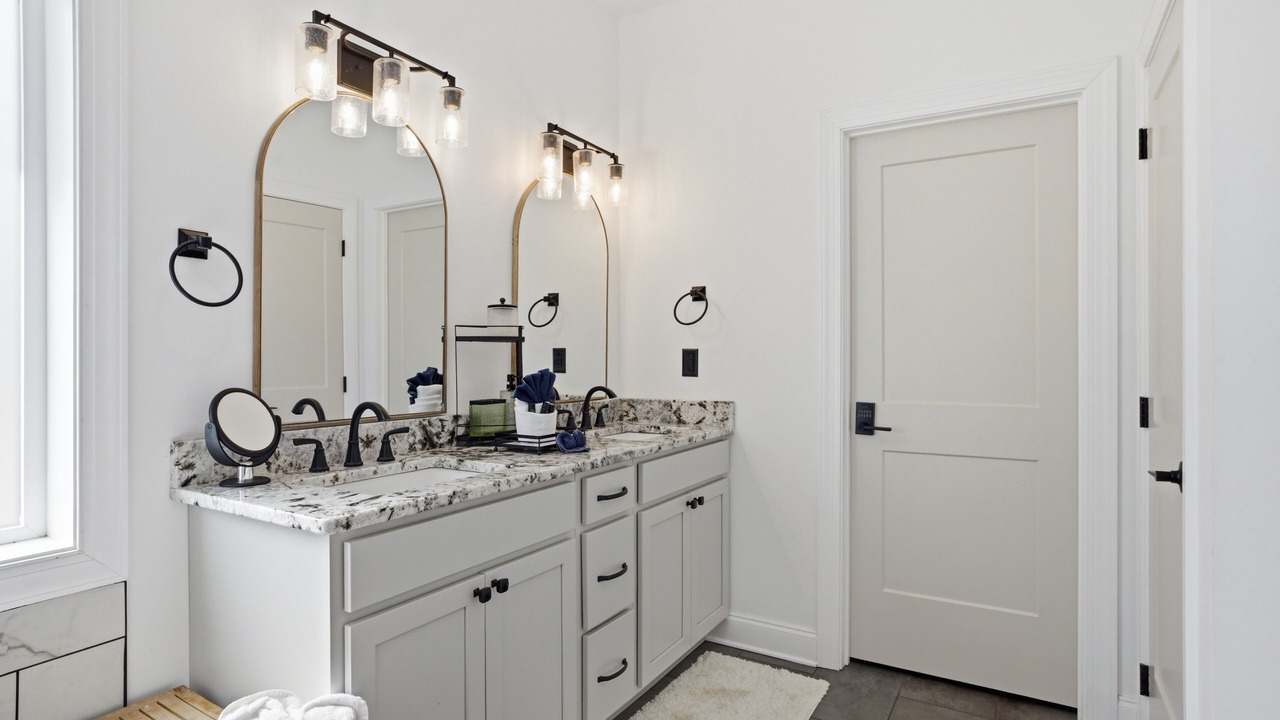 Photo of Bathroom in Sevierville