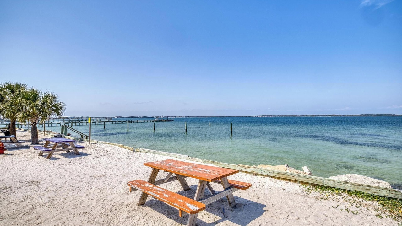 Photo of Bedroom in Pensacola Beach