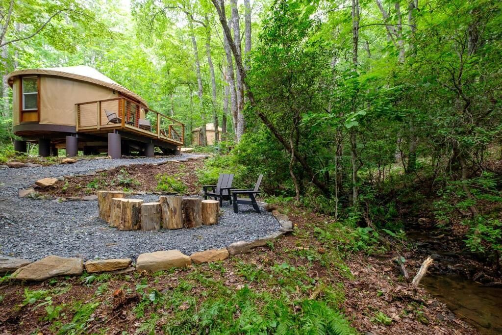Photo of Outdoor in Balsam Grove