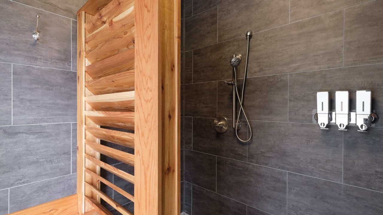 Photo of Bathroom in Balsam Grove