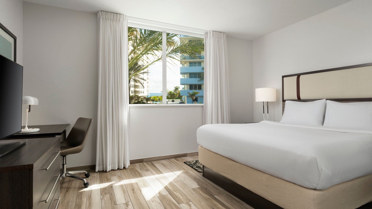Photo of Bedroom in Surfside
