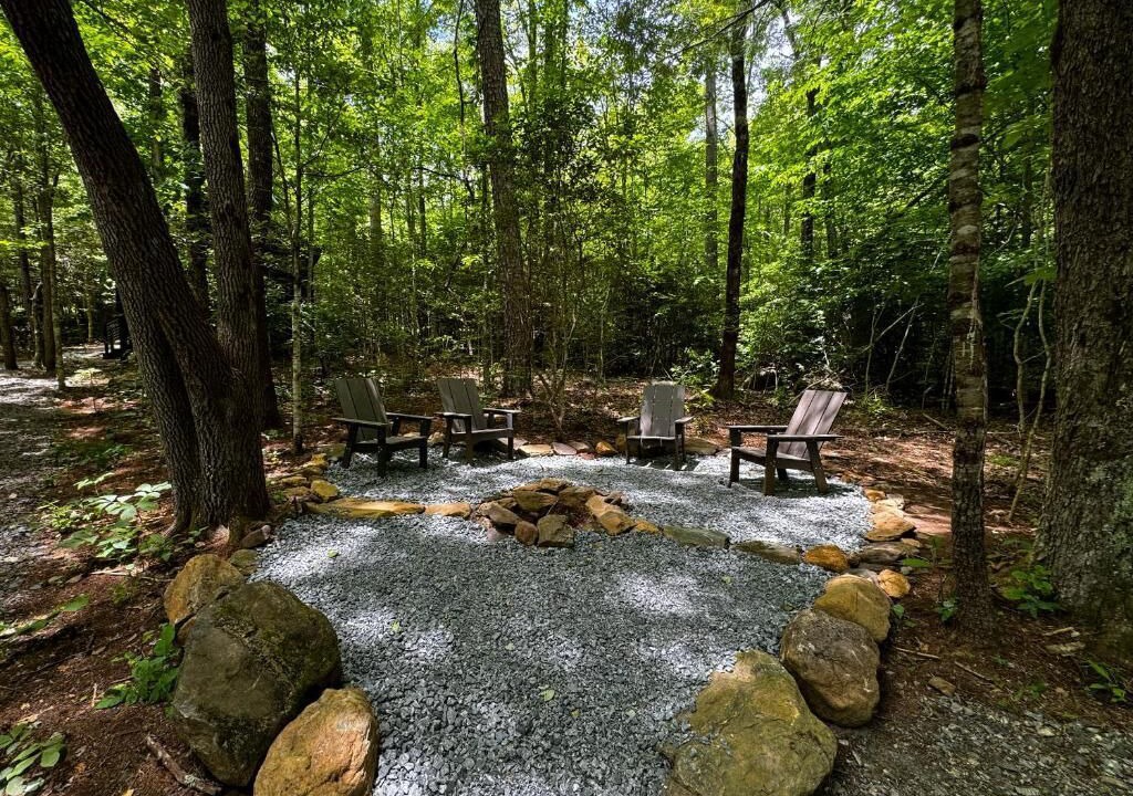 Photo of Livingroom in Balsam Grove