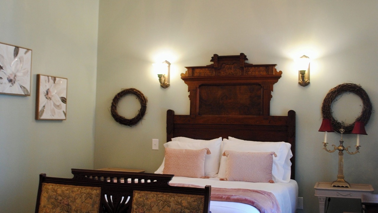 Photo of Bedroom in Jefferson City