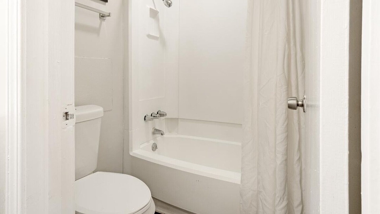 Photo of Bathroom in Ellenwood