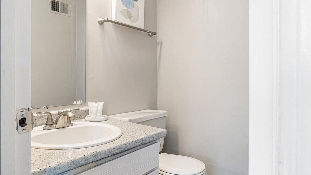 Photo of Bathroom in Ellenwood