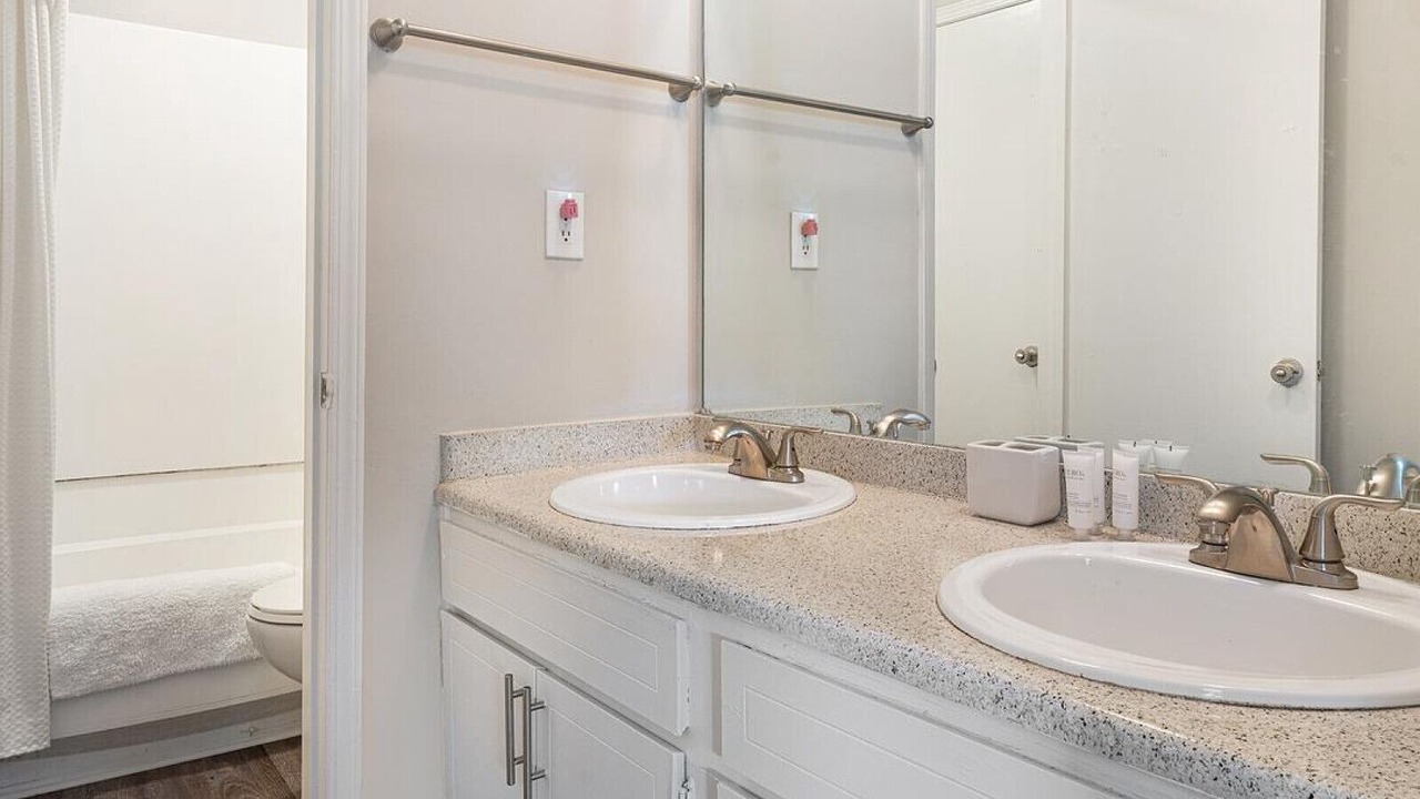 Photo of Bathroom in Ellenwood