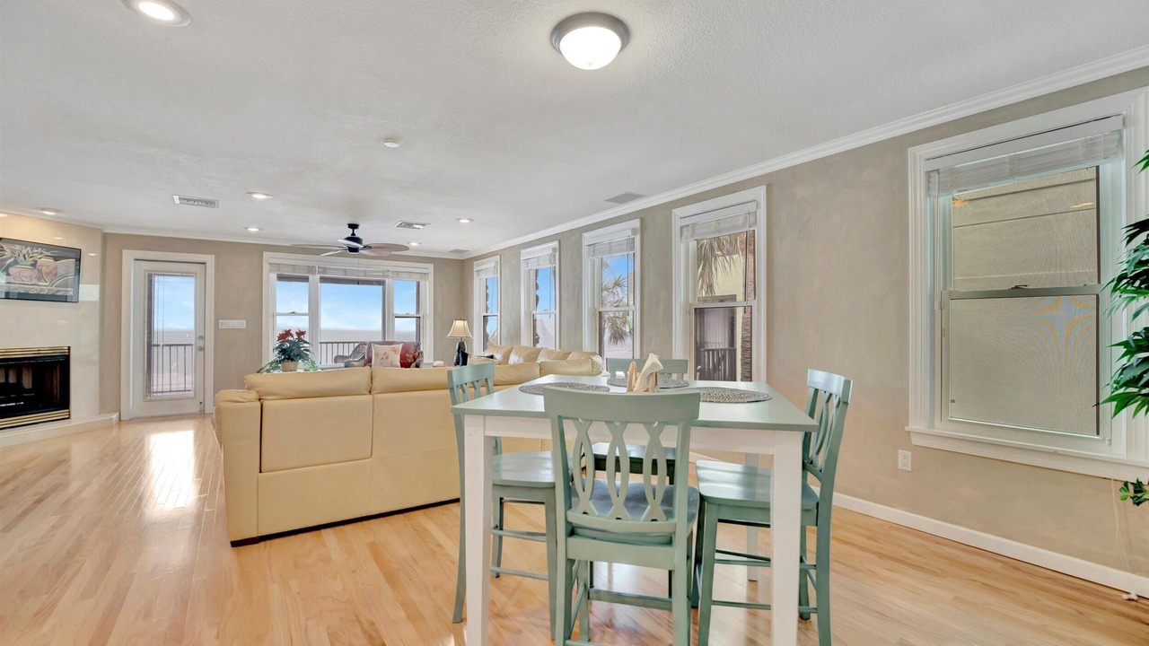 Photo of Kitchen in Independence Square