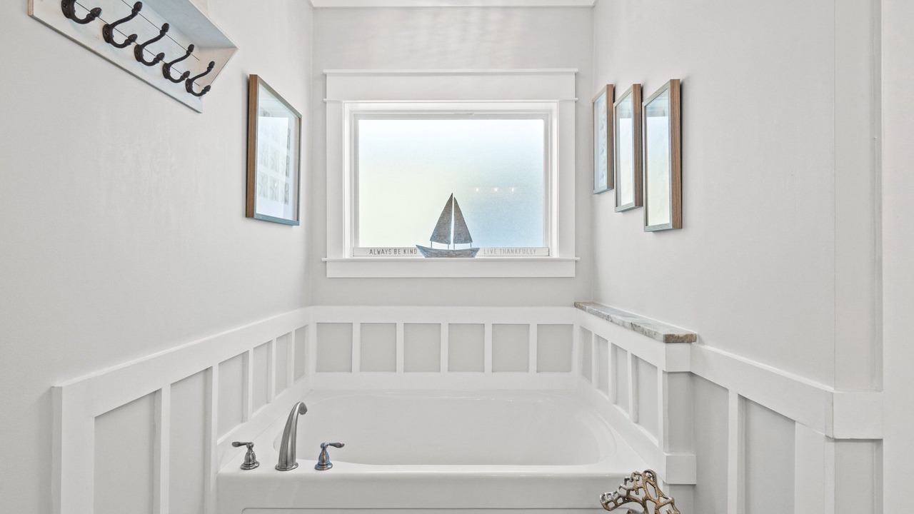 Photo of Bathroom in Riviera Beach