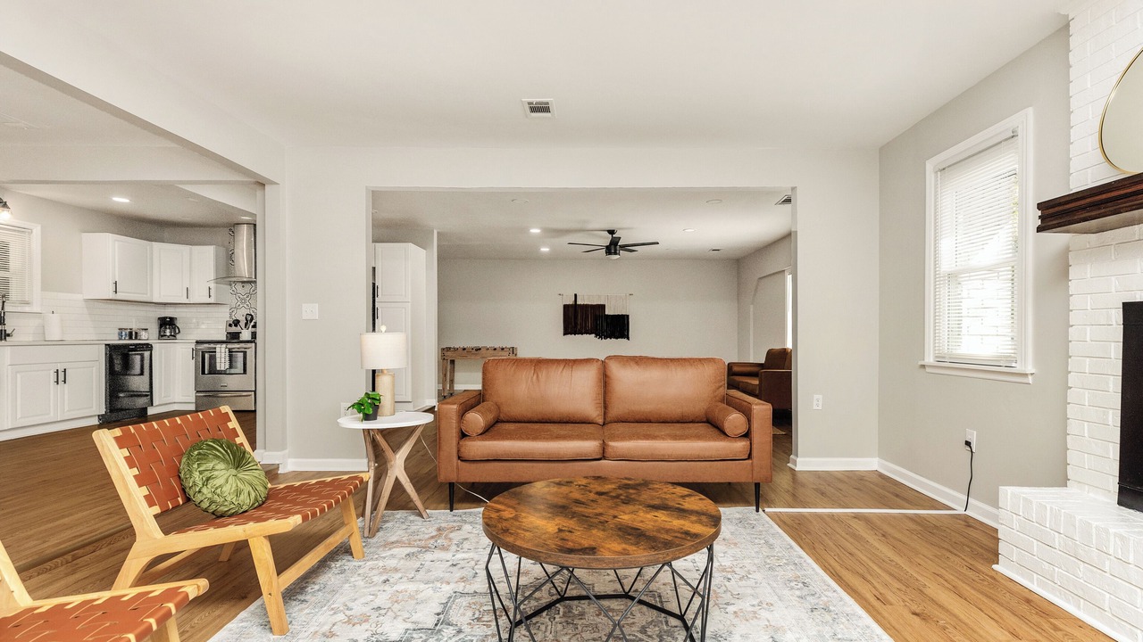 Photo of Livingroom in Houston County