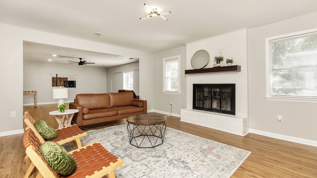 Photo of Livingroom in Houston County