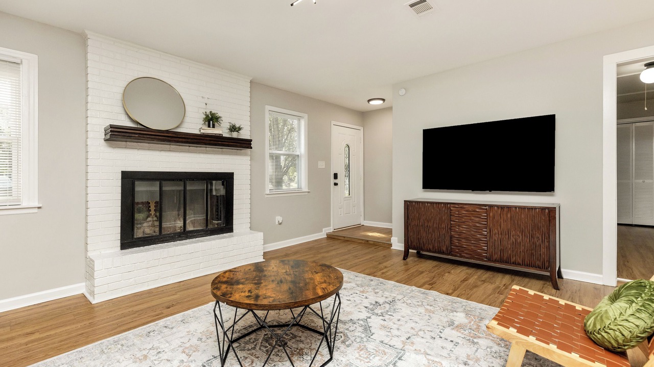 Photo of Livingroom in Houston County