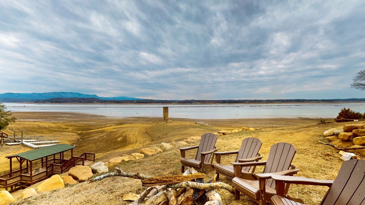 Photo of Outdoor in Baneberry