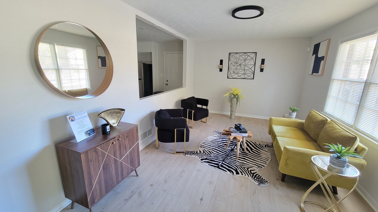 Photo of Livingroom in Riverdale