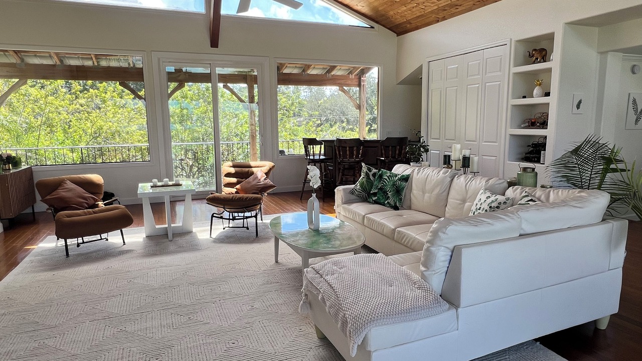 Photo of Livingroom in Deltona Lakes