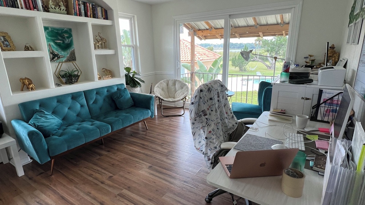 Photo of Livingroom in Deltona Lakes
