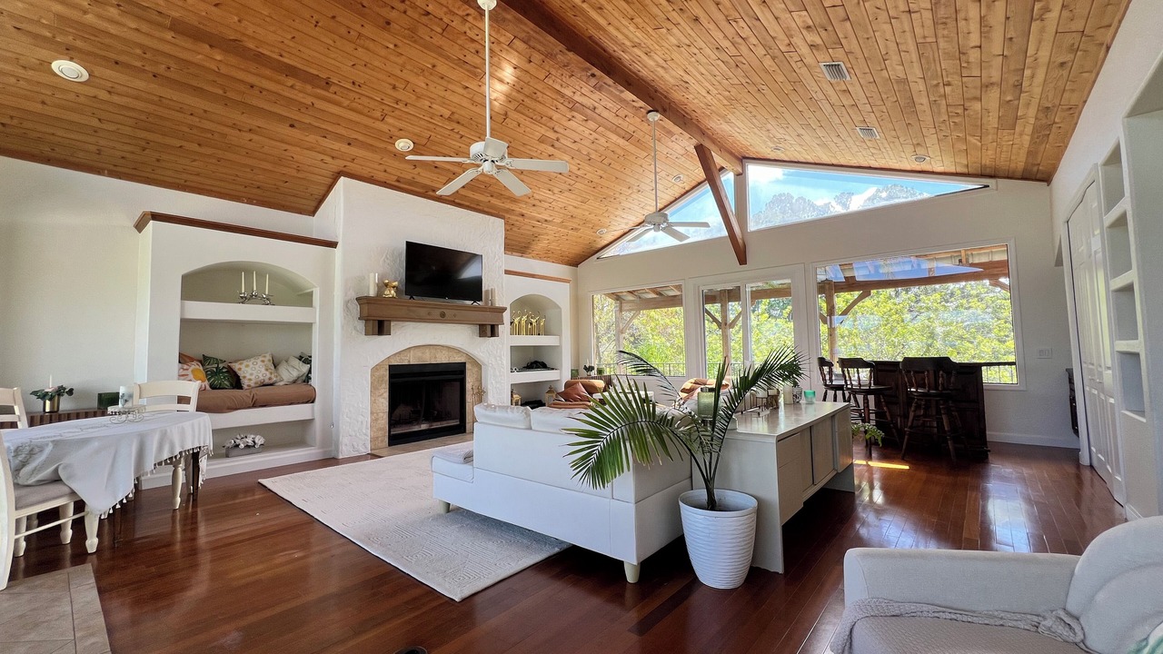Photo of Livingroom in Deltona Lakes