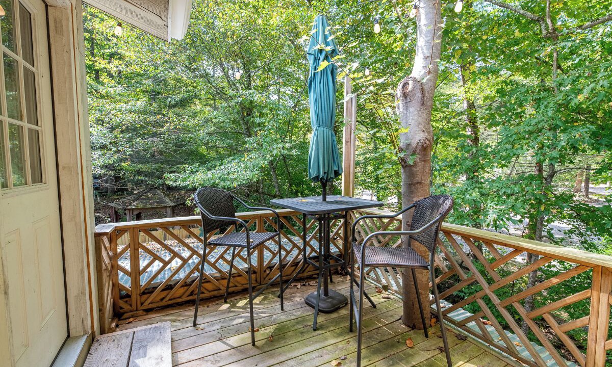 Photo of Outdoor in Rocky Grove