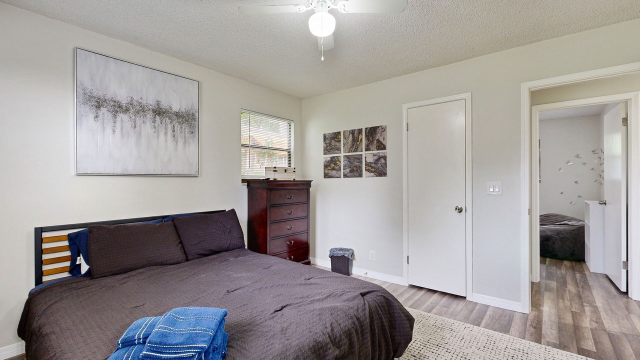 Photo of Bedroom in Riverview