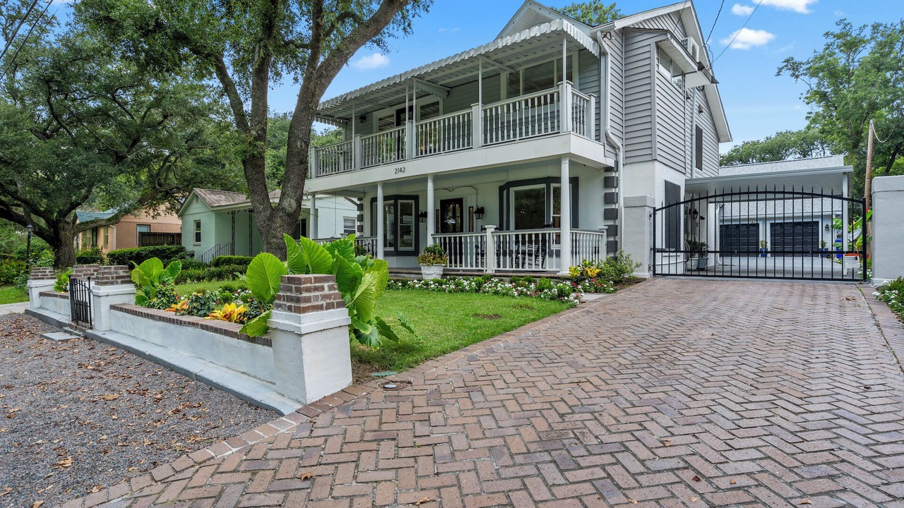 Photo of Outdoor in Riverland Terrace