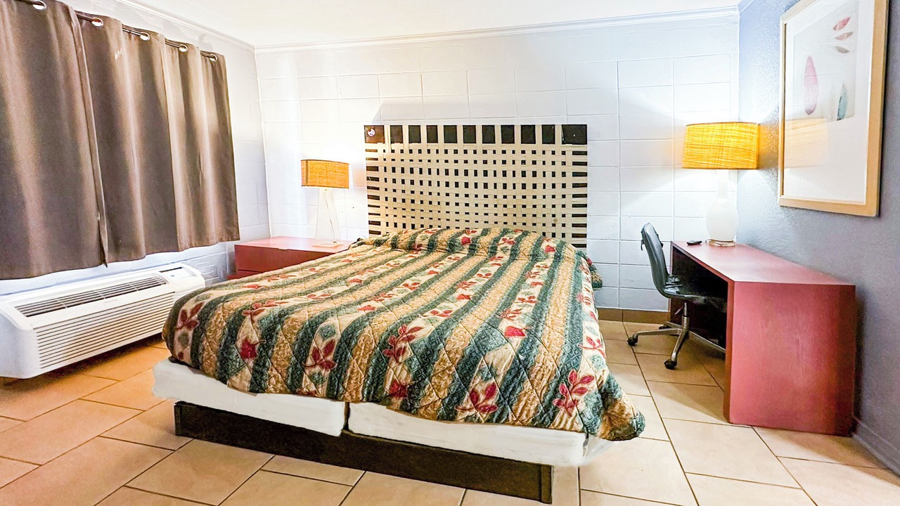 Photo of Bedroom in Albany