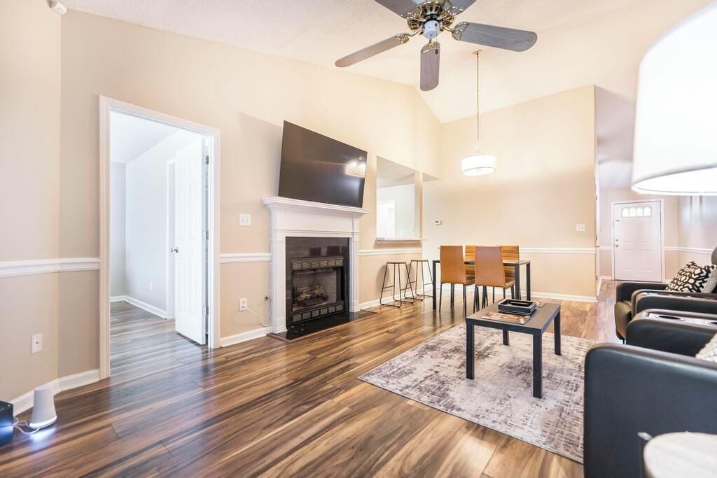 Photo of Livingroom in Macon