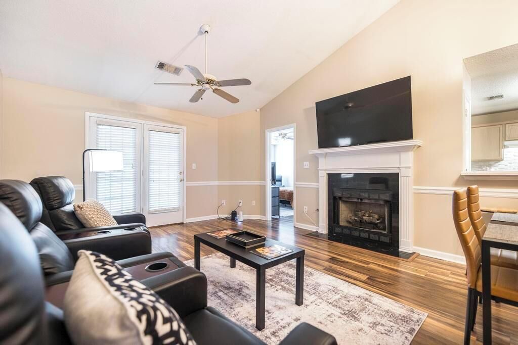 Photo of Livingroom in Macon