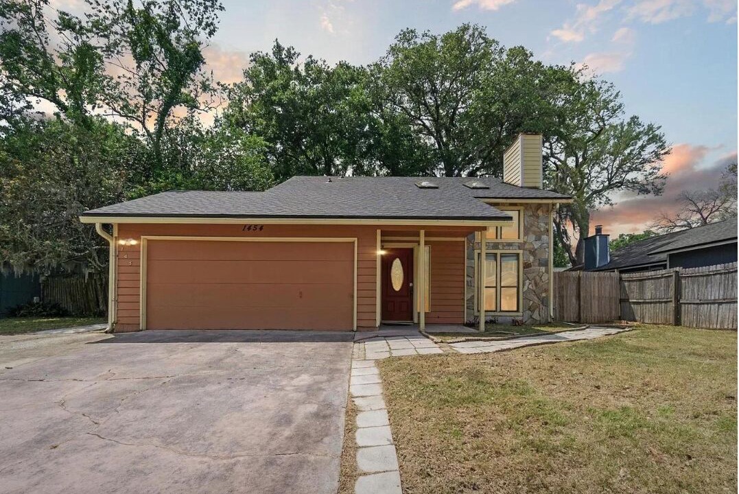 Photo of Outdoor in Arlington