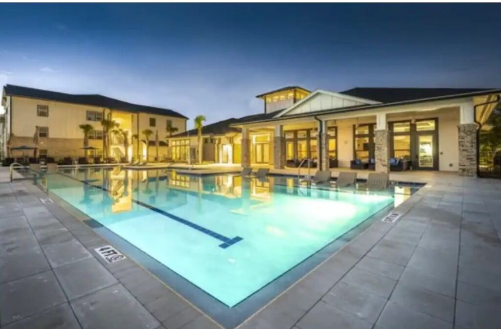 Photo of Outdoor in Arlington